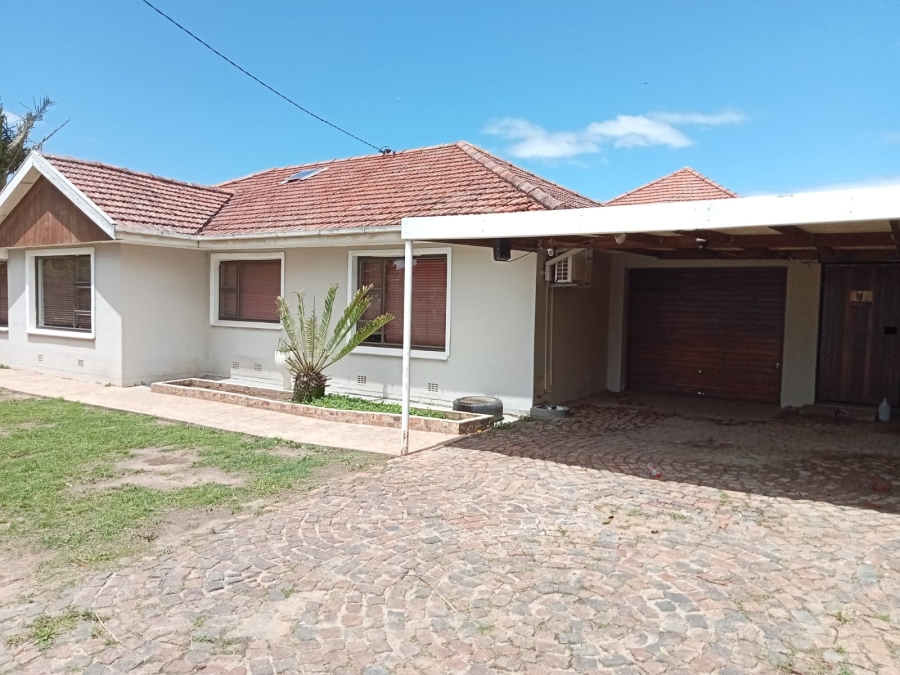 3 Bedroom Property for Sale in Greenfields Eastern Cape